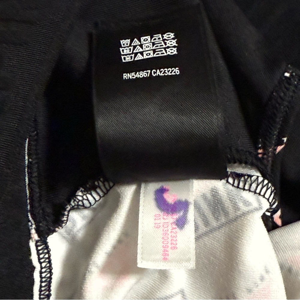 Victoria's Secret PINK Ultimate Sports Bra Black White Pink Logo Size Large - Picture 8 of 9